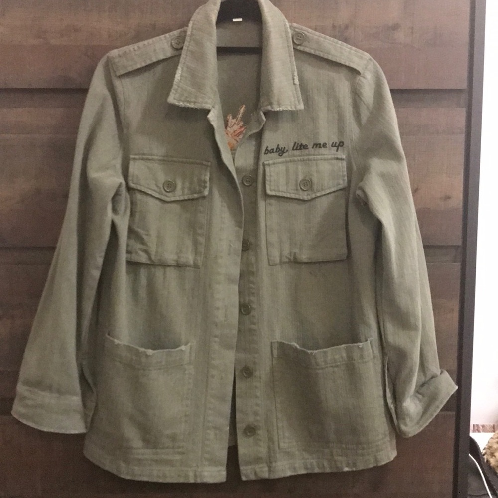 Button Down army light jacket